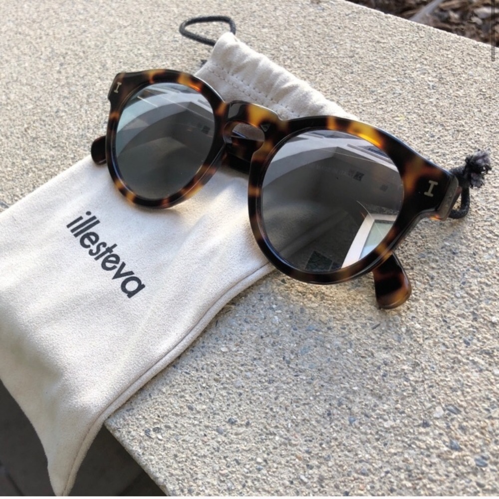 Illesteva Leonard Mirrored Sunglasses